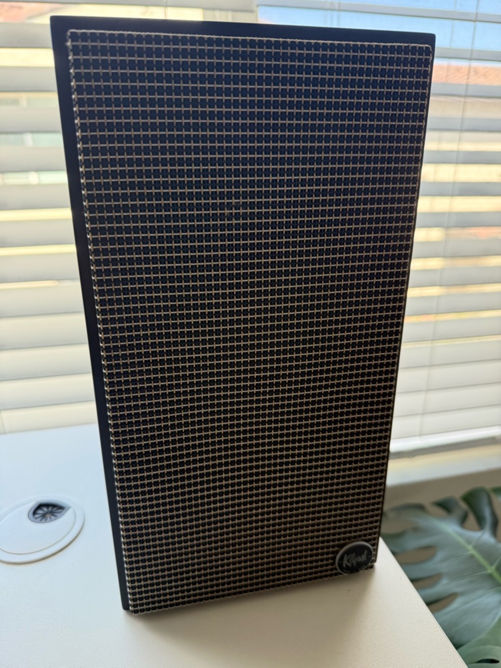 Klipsch the fives Book-Style Speaker